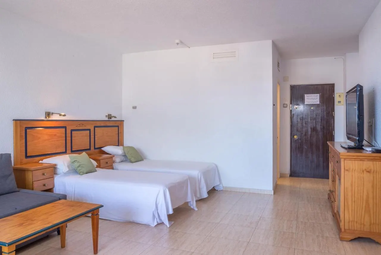 Pyr Aparthotel Studio contacts